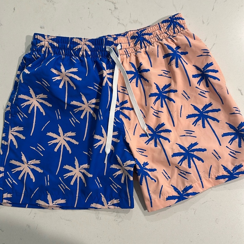Chubbies Men's Classic Swim Trunks 5.5" Inseam, Orange/Blue, Palm Tree, Sz M